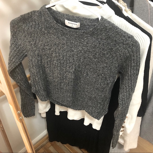 Aritzia Sweaters - Aritzia Babaton Grey Nathaniel Sweater